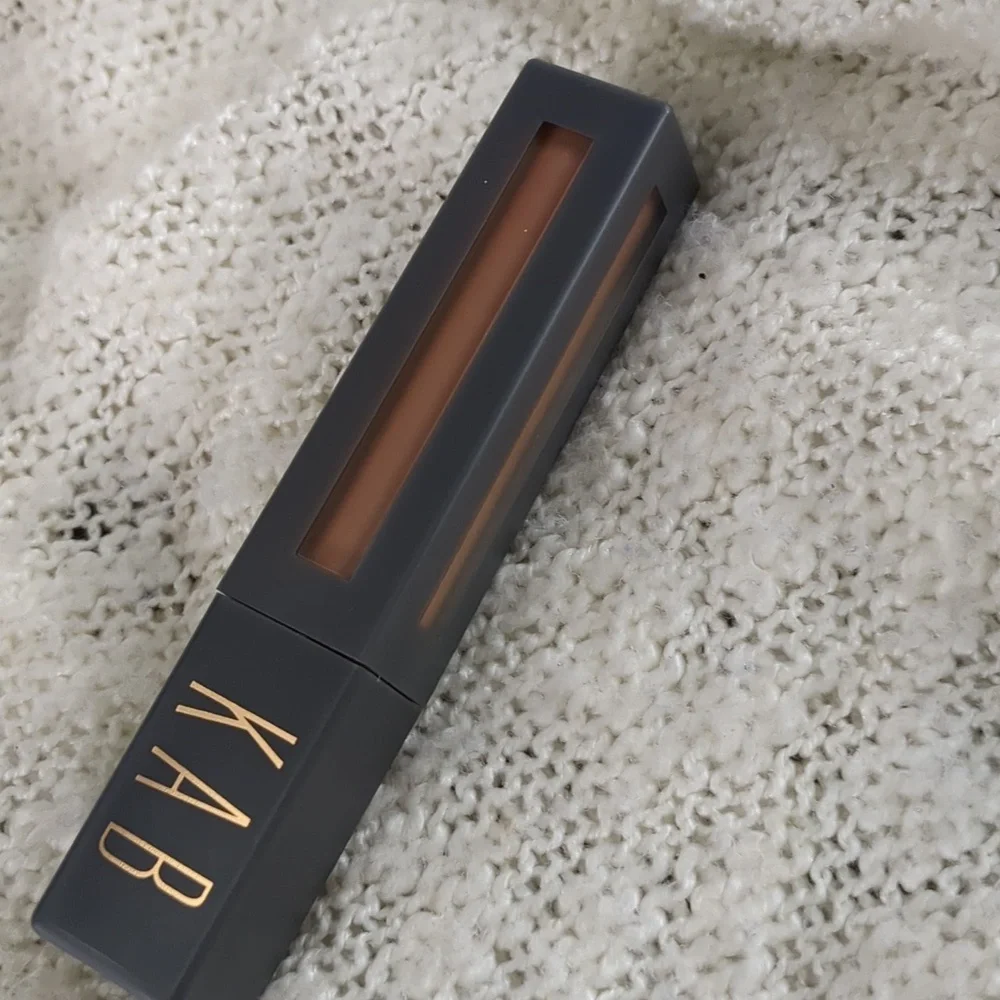KAB Cosmetics Lip Gloss in Sending Nudes, 5g/0.175oz